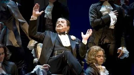 Läderlappen
Die Fledermaus
Komisk operett i tre akter 
Musik: Johann Strauss d. y. 
Text: Carl Haffner och Richard Genée efter Henri Meilhacs och Ludovic Halévys Le réveillon 
Svensk text: Caj Lundgren och Ann-Margret Pettersson 
Scenografi: Lars Östbergh 
Kostym: Ann-Margret Fyregård 
Koreografi: Petter Jacobsson 
Ljus: Hans-Åke Sjöquist Regi: Ann-Margret Pettersson

Medverkande

Falke Karl-Magnus Fredriksson / Anders Larsson
Alfred Jonas Degerfeldt / Michael Weinius
Adele Marianne Hellgren_Staykov / Kerstin Avemo
Rosalinda Lena Nordin / Emma Vetter
von Eisenstein Jesper Taube / Carl Johan Falkman
Doktor Blind Ulrik Qvale / Magnus Kyhle
Frank Gunnar Lundberg / Marcus Jupither
Ida Emilia Feldt / Mathilda Ahnell
Orlofsky Jan Malmsjö
Frosch Helge Skoog
Ensemble Kungliga Operans Kör / Kungliga Hovkapellet
Dirigent Stefan Solyom / Johannes Gustavsson