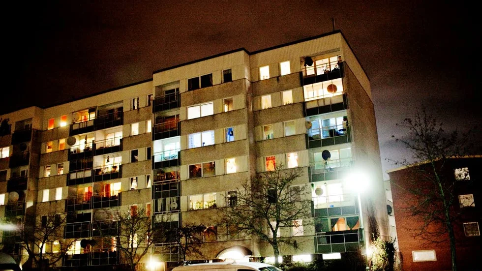 Ljusare. Permanent gatubelysning ska installeras på flera platser kring Bandstolsvägen i ett försök att öka trygghetskänslan i området.