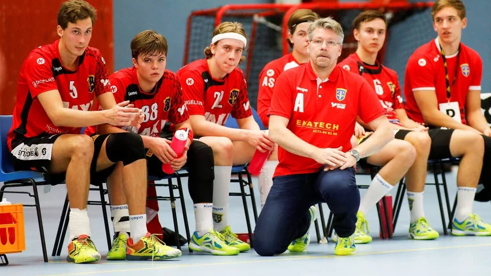 Dubbelt upp. Anders Skogäng kommer framöver att träna både EHF och Ricoh.