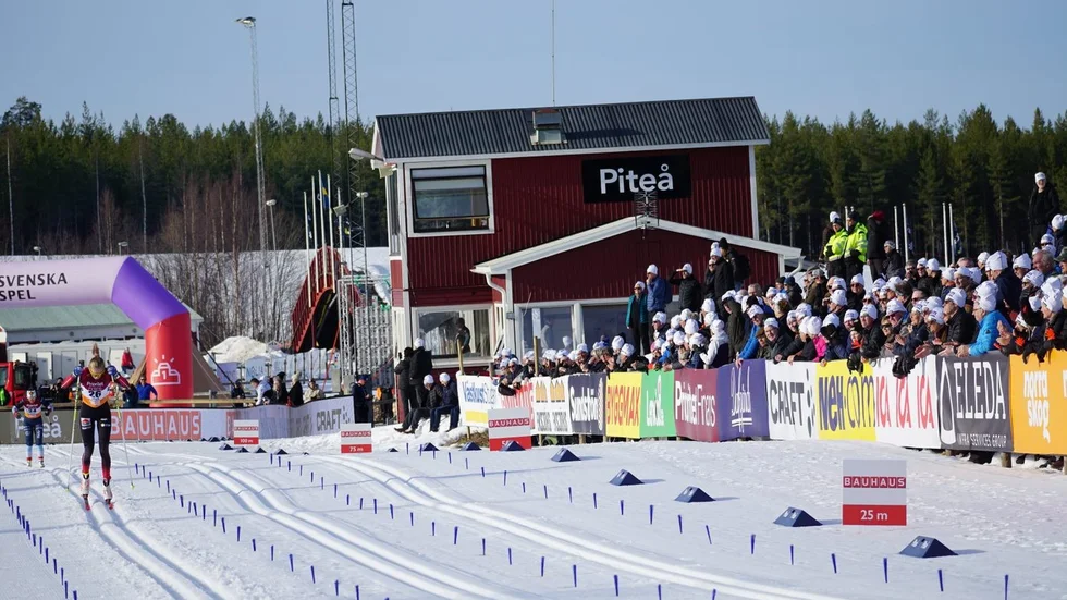 Härlig dag på Lindbäcksstadion.