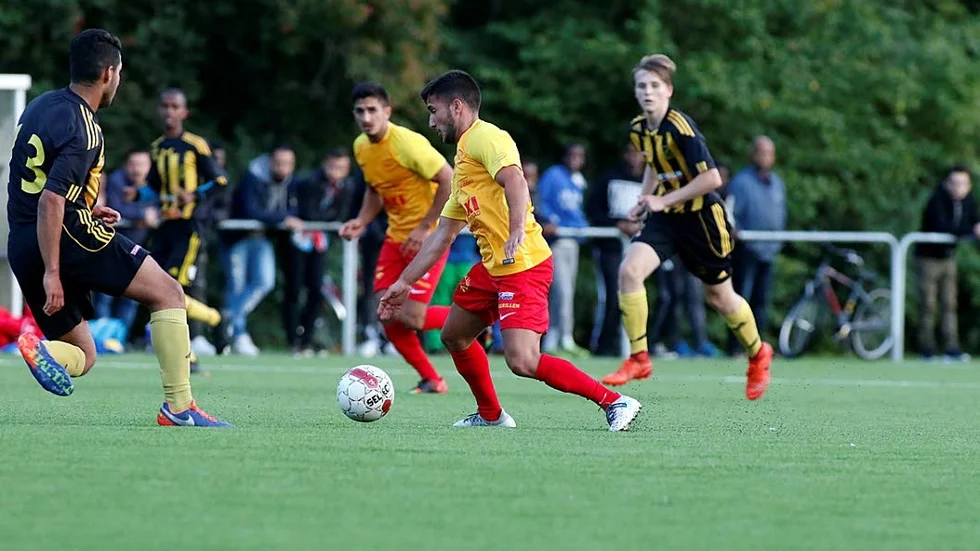 Nära. Efter att Sigtuna lämnat Walk Over är Syrianska ett steg närmre serieseger.