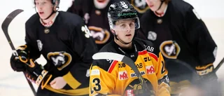 Släppte in tio mål i Sellgrens först match