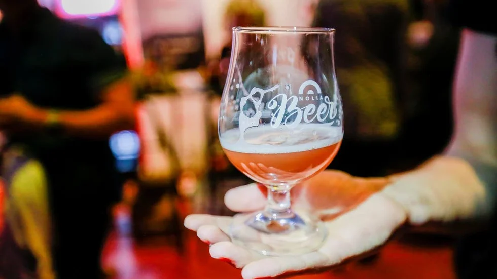 Nolia Beer tvekar inför en fortsättning av ölmässan i Luleå. Trots publikanstormningen överväger mässledningen att flytta mässan till Östersund, Sundsvall, Skellefteå eller Piteå.