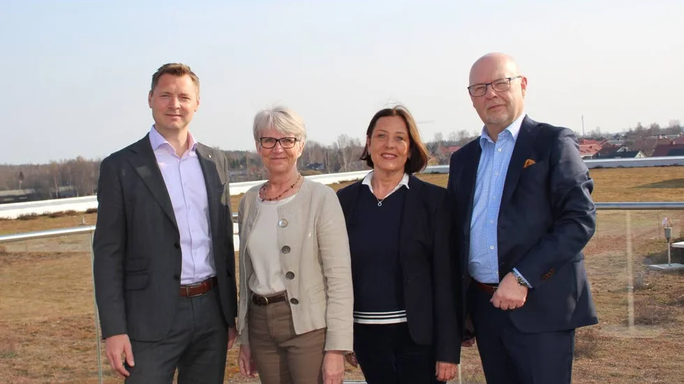 HSB Norrs vd Mattias Lundström, nyvalda styrelseledamöterna Kristina Zakrisson och Katarina Delsing, samt HSB Norrs styresleordförande Thomas Björk.