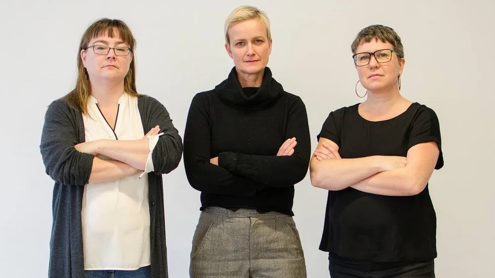 Therese Engström, Anja Örn och Sara Edström på Galleri Syster satsar på det kollektiva i höst.