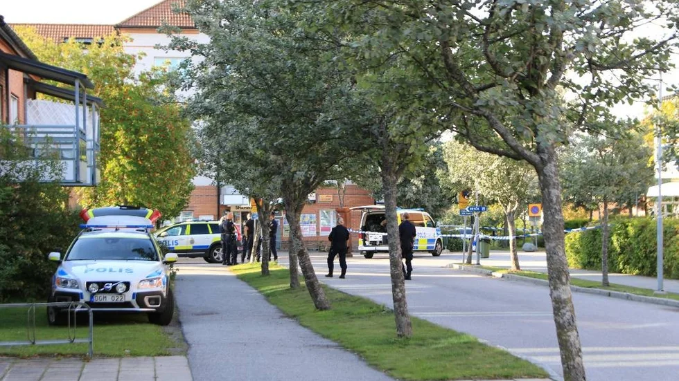 En större polisinsats pågick i Sävja på lördagskvällen.