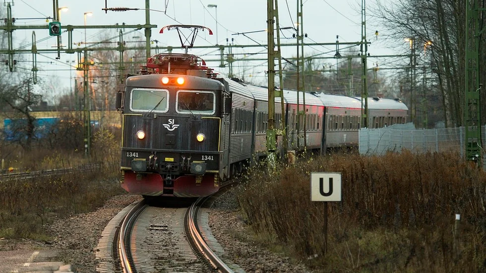 Det behövs ett staket vid rälsen som ligger nära skolan i Hållsta, skriver signaturen Orolig barnfamilj. Foto: Jens Alvin,
