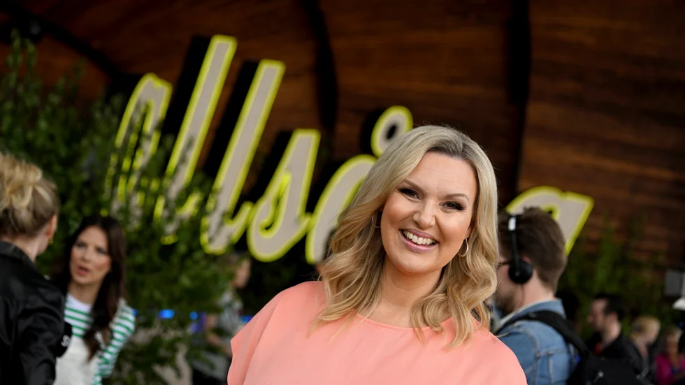 Sanna Nielsen är framme vid sin sjunde och sista sommar på Skansen och hela Sveriges allsång. "Jag vet att jag än en gång kommer att ha världens roligaste sommar", säger hon inför kvällens premiär.