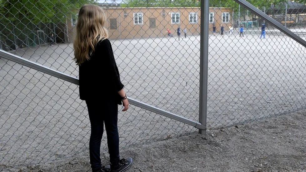 Låt oss satsa mer resurser så att vi kan minska köerna till barn- och ungdomspsykiatrin, skriver MP.