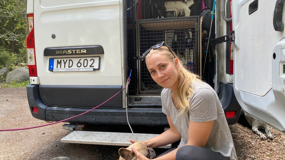 Nathalie Sellén Karlsson har sitt eget rullande hunddagis. 