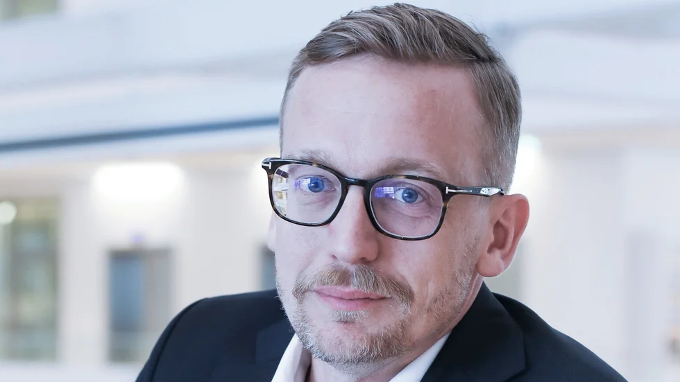 Per Larsson, Vattenfalls produktionsplaneringschef för Norden, säger att vi måste vänja oss vid stora sväningar i elpriset framöver.
