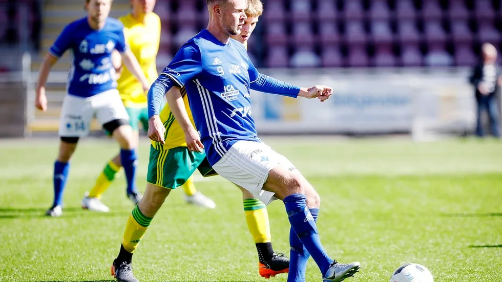 Sebastian Nygårds var het mot Säffle och svarade för två mål när IFK Eskilstuna vann stort.