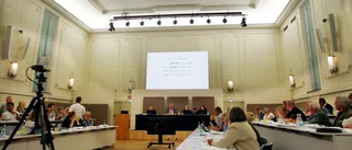 Politiker missnöjda trots plusresultat i kommunen: "Har prioriterat pengar framför personer"