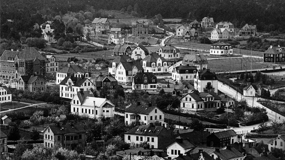Utsikt från domkyrkotornet 1915. Foto ur Strängnäs museum samling