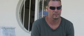 Björn Axelssons dotter mitt i kaoset på Kos