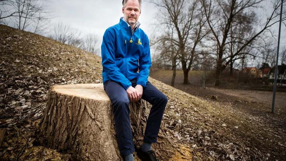 Mårten Grothérus är Liberalernas nya toppnamn inför kommunvalet i höst. Han valdes av medlemmarna i torsdags efter att den tidigare toppkandidaten Stefan Gustafsson hoppat av alla sina uppdrag då tidningen i februari avslöjade hans olämpliga kommentarer på Facebook.
