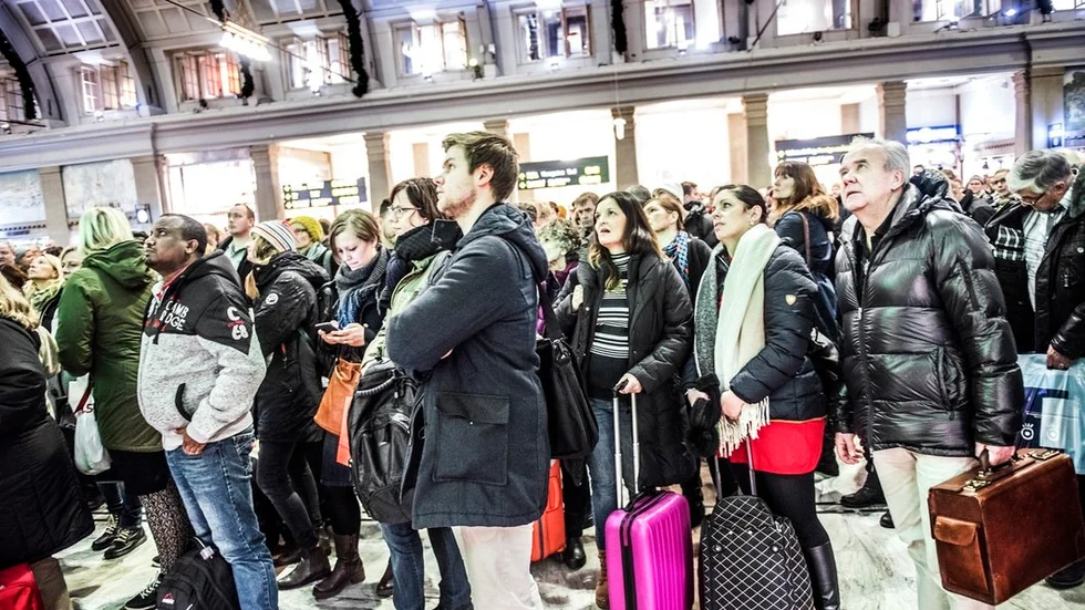 Sörmlänningarna uppmuntras att pendla med tåg, men blir styvmoderligt behandlade gång på gång när vädret blir uselt.