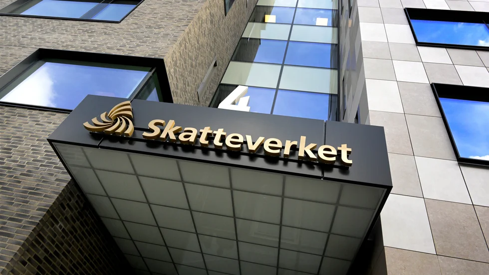 En handläggare på Skatteverket har erkänt dataintrång.