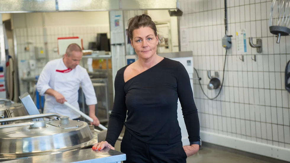 Sandra Nerén, restaurangchef för Järngrytan berättar om det tuffa år som gått. På två veckor tappade restaurangen en halv miljon kronor i intäkter på grund av pandemin.