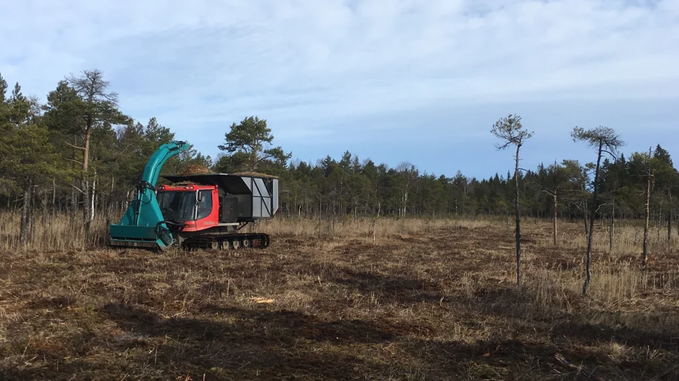 De ursäktar de höga utsläppen 2018 med att det berodde på Vattenfalls torveldning, utan att förklara varför detta skulle vara mindre allvarligt.