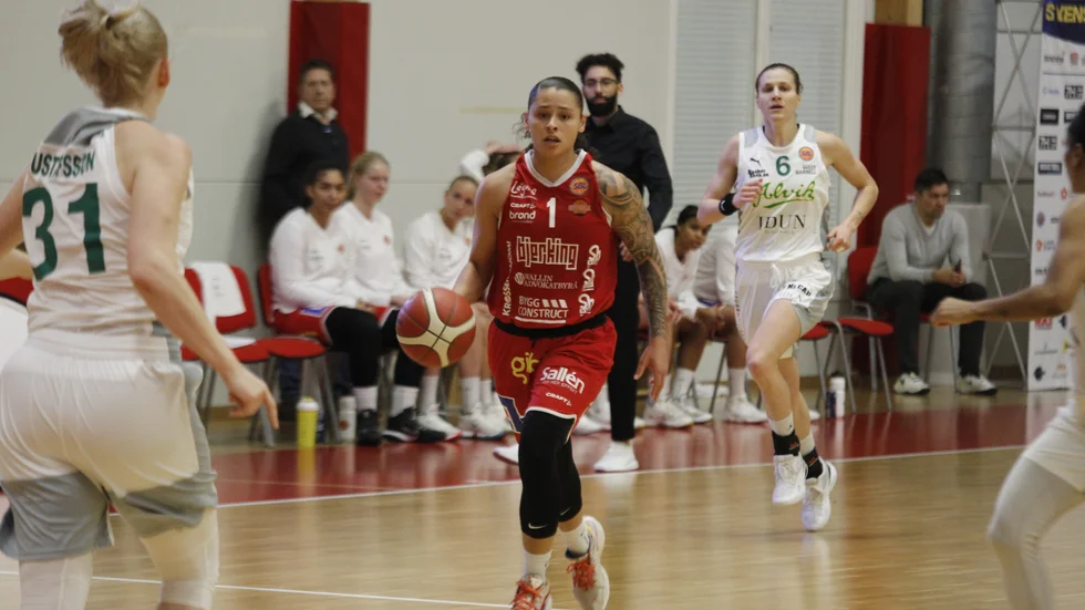Sabrina Haines blev poängbäst för Uppsala. 