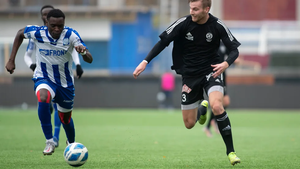 Maifs Lukas Eek var företagsam på vänsterkanten och spelade bland annat fram till Maif.s 2-1-mål. 