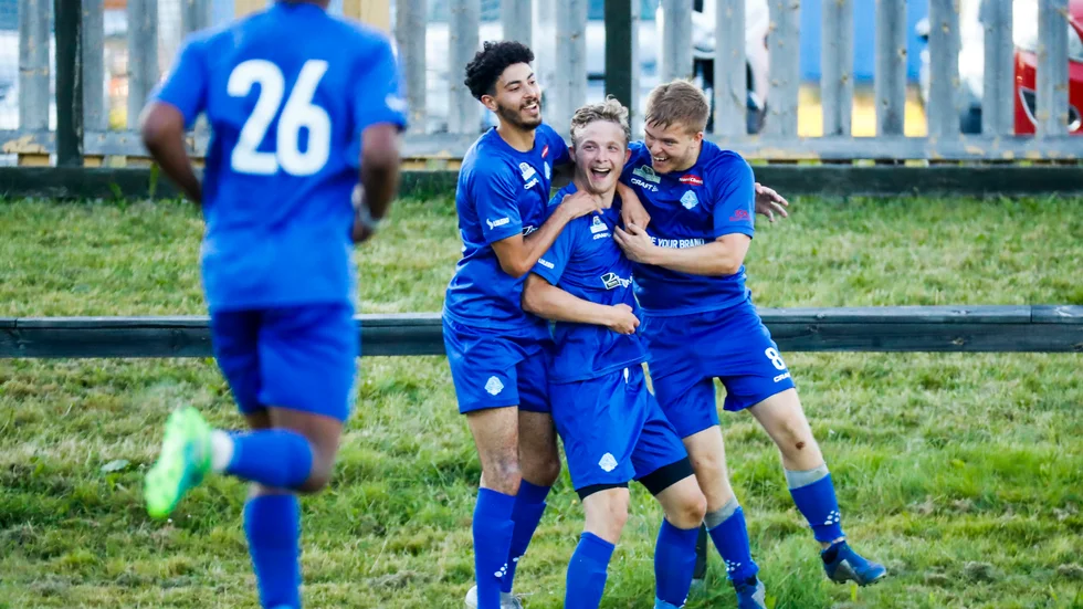 Luleå SK tog hem derbyt mot Lira BK. 