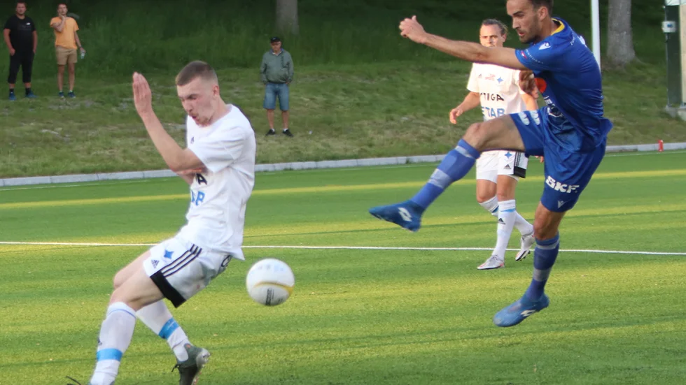 David Strömgren var tillbaka i VFC mitt under senaste säsongen. Nu, med det nya serieförslaget, är han beredd att satsa ett år till.