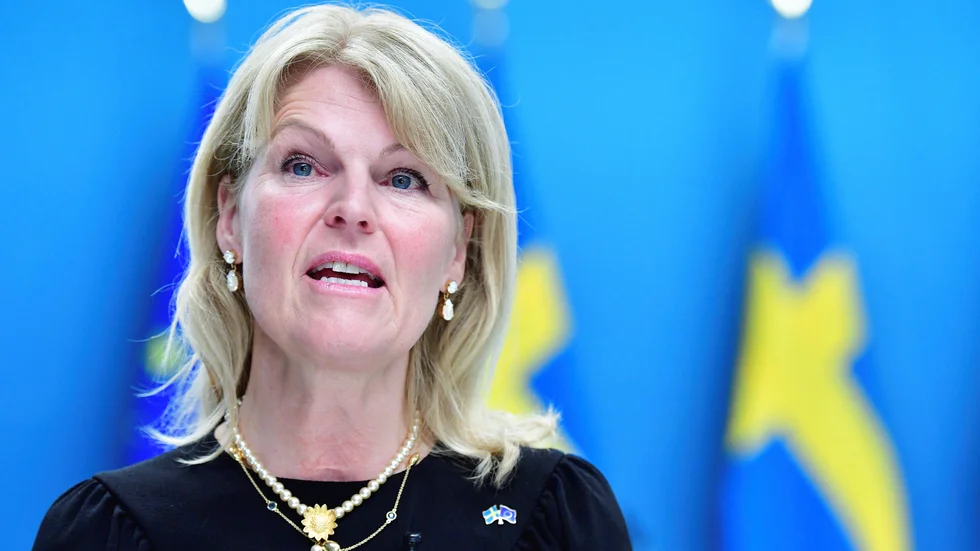"Utredningen får ett halvår på sig och den ska landa i tio till femton punkter, rekommendationer, om hur de nordiska länderna ska möta kriser tillsammans" säger Anna Hallberg.