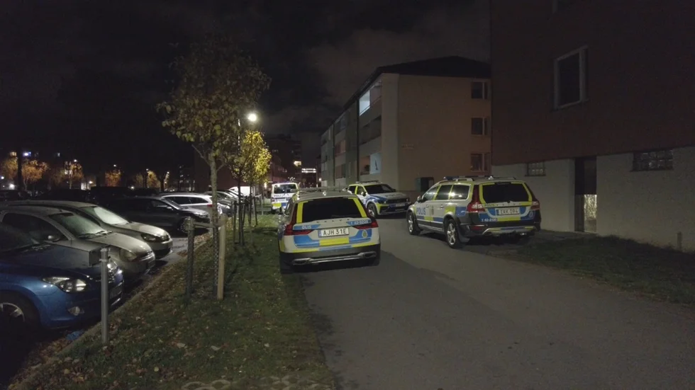 Insatsen i Hageby inleddes klockan 21.34 på tisdagen.