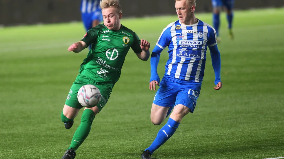 Sleipners Oliver Blomdahl, Motalakillen, ska spela för Motala AIF mot IFK Norrköping i den tv-sända testmatchen på torsdag.
