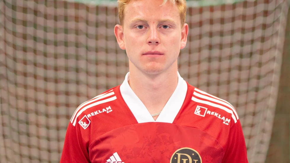 Dribbla United har knutit till sig en ny målvakt inför division 1-säsongen, Oscar Wahlin Johansson från Skeng United.
