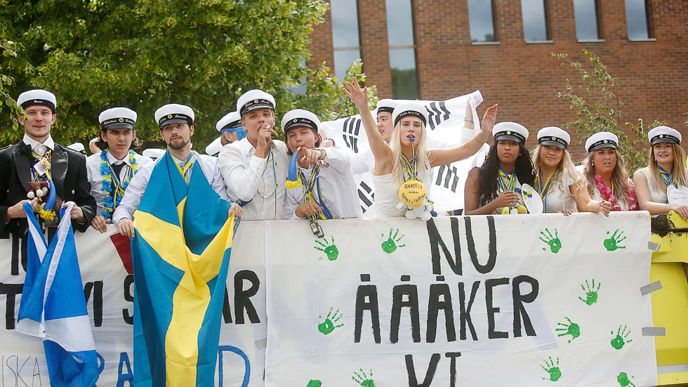 På lördag smäller det! Under studentdagen kommer stans gator att fyllas av studentflak och andra festliga fordon.