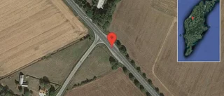 Trafikolycka på väg 143 - vägen är helt avstängd