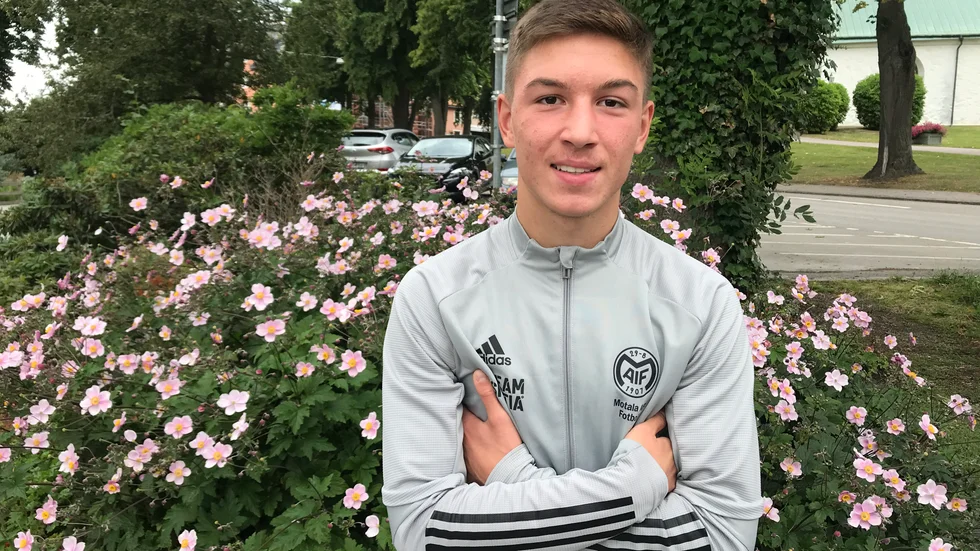 Alem Nezirevic rankas av Aftonbladet som den näst mest lovande talangen i division 2 i år. 17-åringen har gjort 15 matcher i Motala AIF den här säsongen.