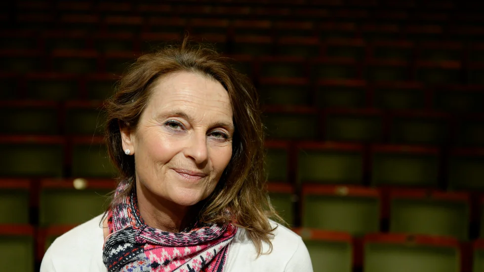 Suzanne Reuter läser in ljudbok. Arkivbild.