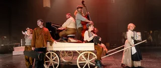 Västerbottensteaterns världspremiär • Nu tågar musikanterna ut: ”Spektakulär show om Skelleftebygden”