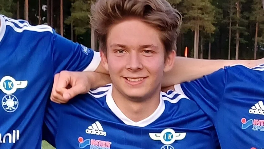 Felix Hedlund gjorde fyra mål i Ostvik/DIF:s storseger mot Hjoggböle.