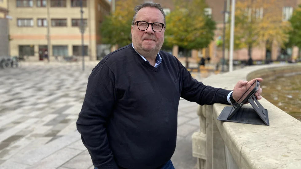 "Jag brukar vara ganska tydlig med vad jag tycker och tänker", säger Mikael Edlund (S), ny ordförande för grundskolenämnden i Eskilstuna.