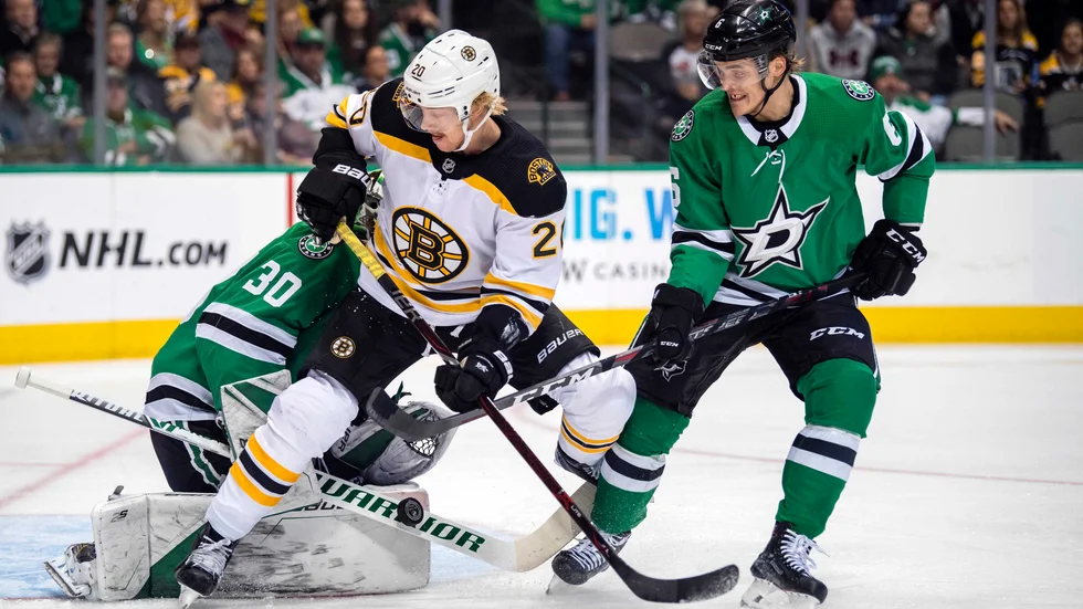 NHL-meriterade Julius Honka har skrivit på ett tvåårskontrakt med Luleå Hockey.
