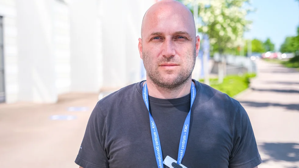 Rickard Lundin ingår i den regionla sjukvårdsledningen och är regionens presstalesperson i frågor som rör vaccineringen mot covid-19. 