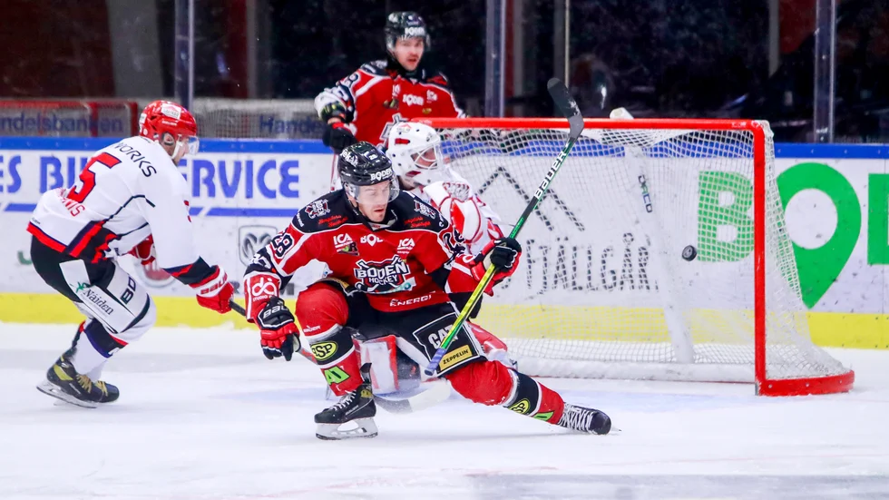 Marcus Sandström saknas när Boden möter Hudiksvall i hockeyettans slutspel.