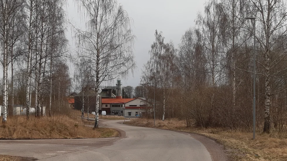 Reningsverket i Karlshult behöver framöver byggas ut, frågan är hur mycket.