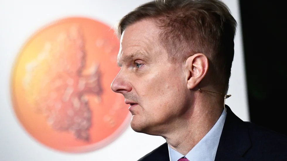Jens Henriksson, vd för Swedbank, nekar till att banken har begått några fel. Arkivbild.