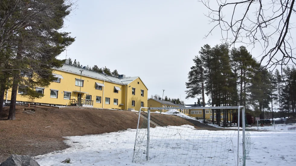 Sameskolan i Jokkmokk är en av fem sameskolor i landet. De övriga ligger i Gällivare, Tärnaby, Karesuando och Kiruna. 