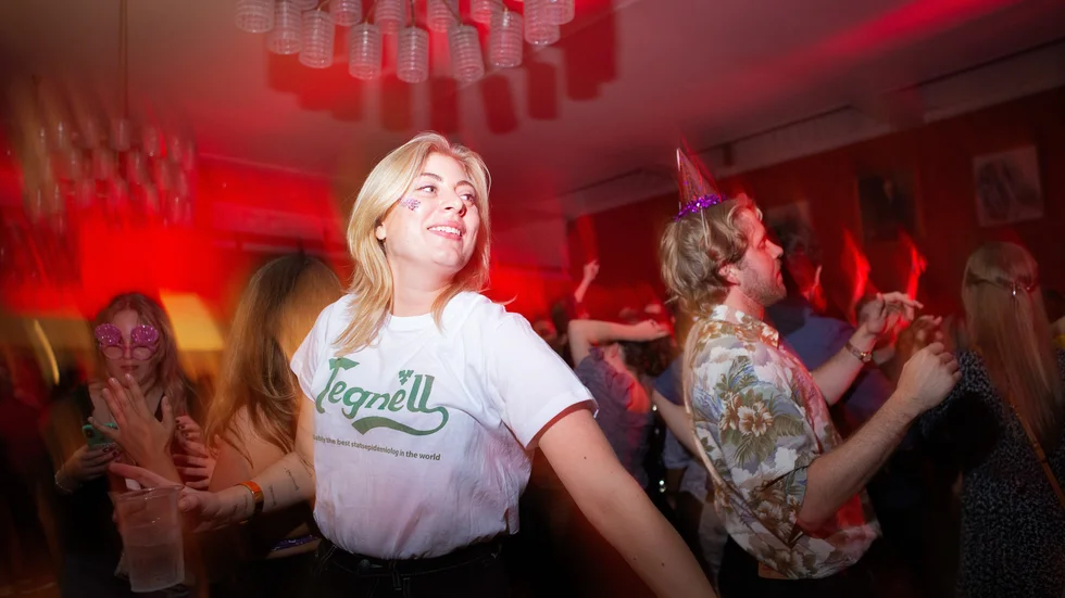 Efter en lång väntan fick Uppsalas studenter äntligen ge sig ut på dansgolven igen när restriktionerna lättade i september 2021. Fotografen Angie Gray kan bli Årets rookie i tävlingen Årets bild. 