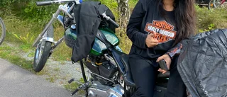 Motorcyklarna rullar in i Enköping – nu har Mälaren runt börjat