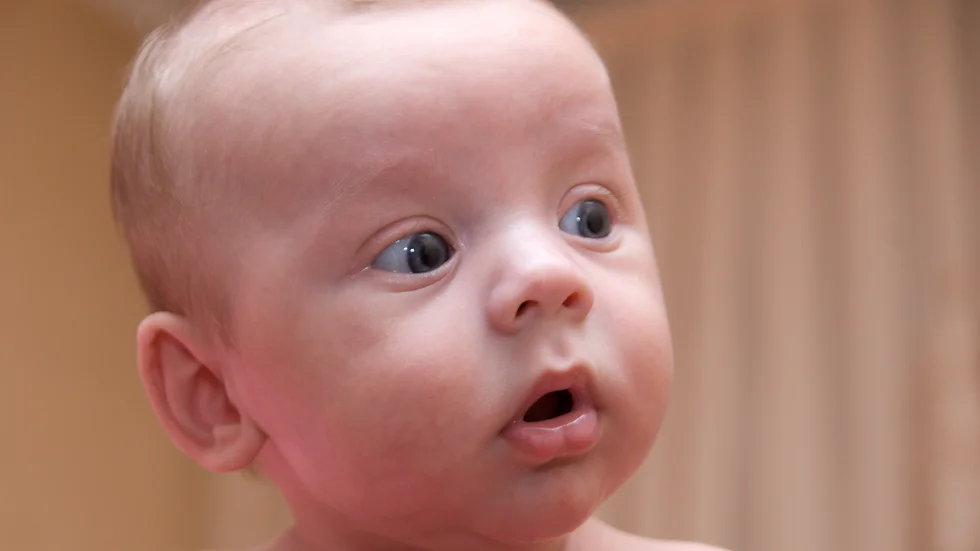 Tänk till när ni döper era ungar! Det är ett elände att behöva bokstavera sitt namn livet igenom.