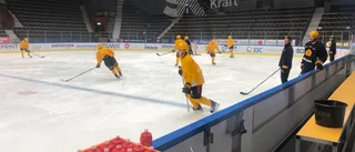 Så ställer AIK upp på värmningen inför kvällens match mot Modo