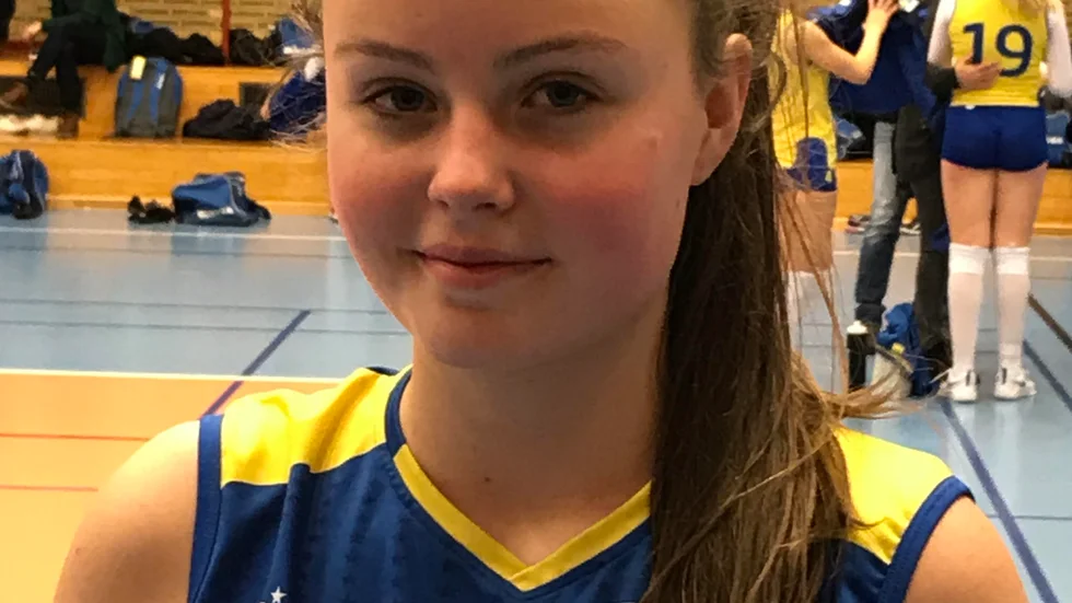 Svensk framgång.Emmy Gustafsson, KFUM, representerade Sverige i kvalet till U16-EM i volleyboll. Ett mästerskap som avgörs i sommar.
